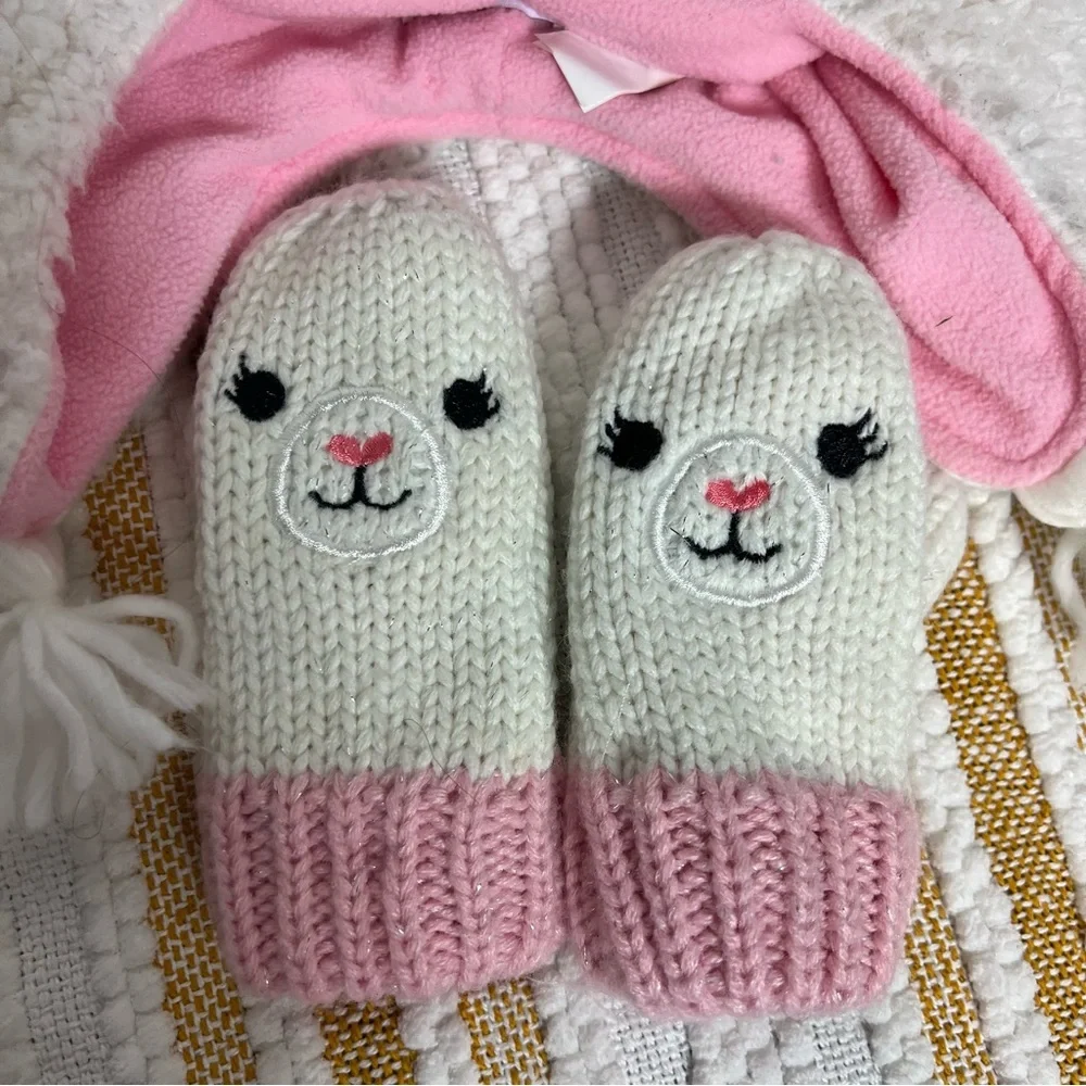 Lil' Llama Girls Hat And Mitten Set Size M (2T-3T)‎